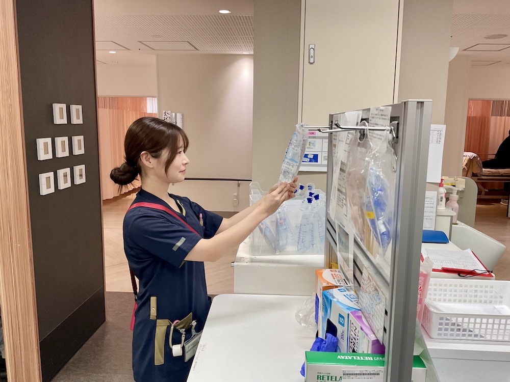 中堅ナース 画像