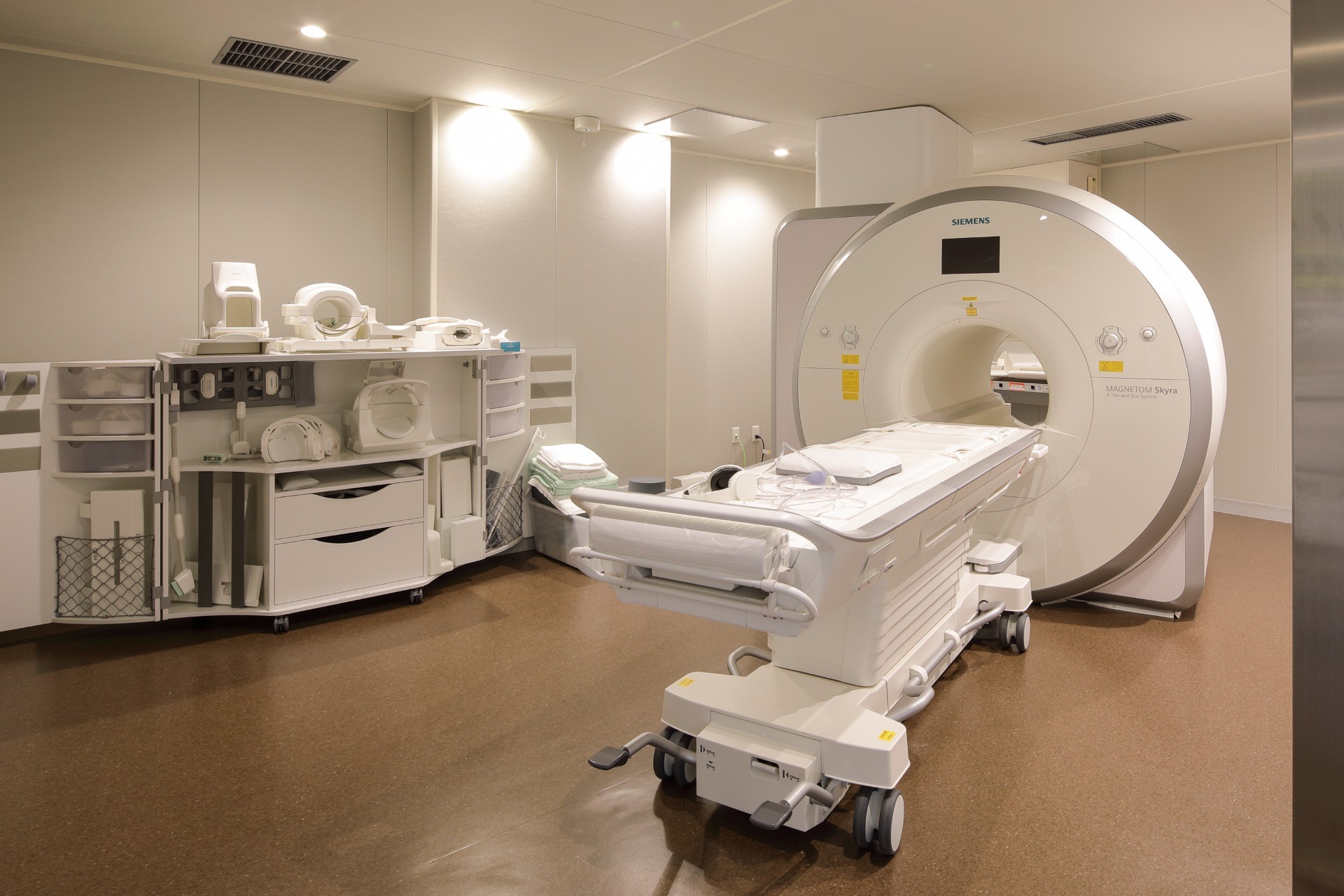 脊椎ドック（全脊椎精密検査）