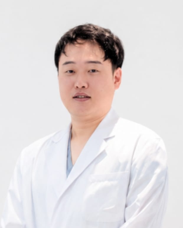 守倉 礼